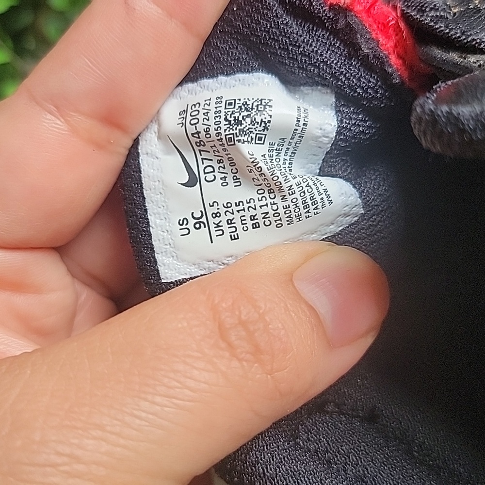 Nike Kids' Black and Red High-Top Sneakers - Picture 4 of 5
